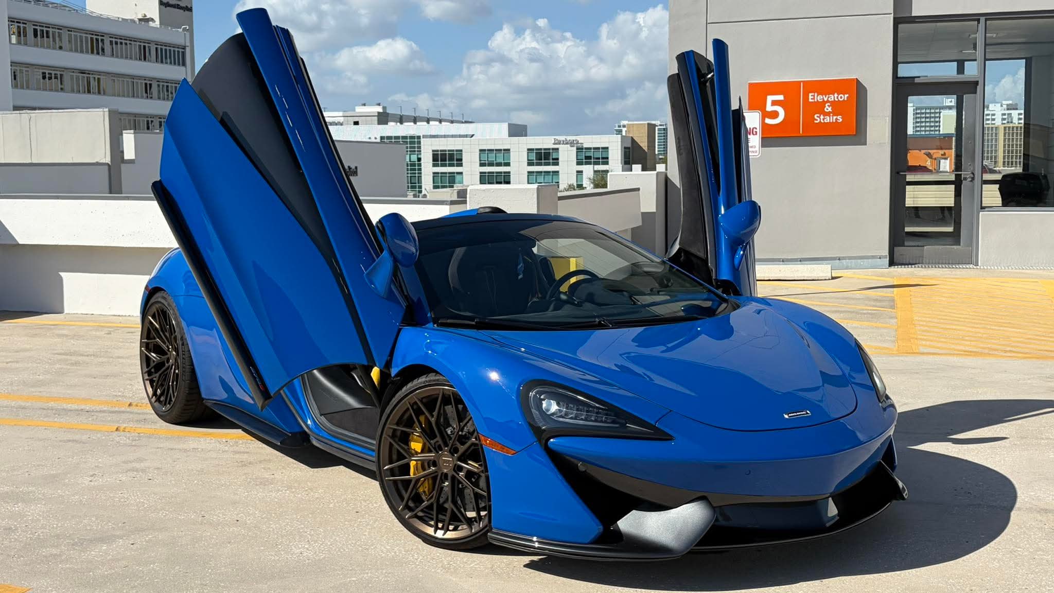 Blue McLaren 570S